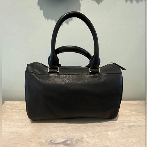 Beautiful UGG Pebbled Black Leather Satchel With Goldtone Hardware  NWOT - Picture 2 of 15